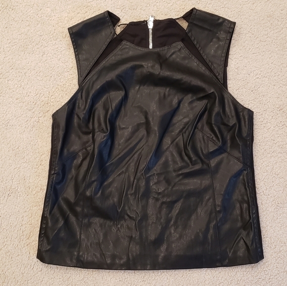 KF/KaufmanFranco Collective Faux Leather Cutout Top 4 TLC ITEM - Picture 4 of 9
